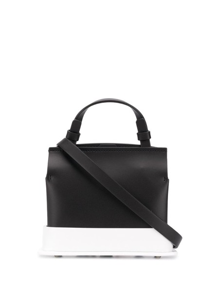 Shop Nico Giani Sales Bags: Bag Nico Giani, Voltea mini, bi color, black and white, shoulder strip, lining in cotton inside.

Composition: 100% leather.
Size: H 15 x W 17 x D 7 cm.
Strap: 100-130 cm.