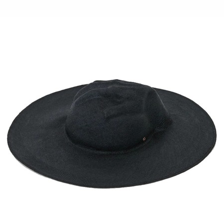 Shop Flapper Saldi Accessori: Accessori Flapper, cappello, modello Franca, forma tradizione del cappello estivo con in rilievo una mano sulla cupola.

Composizione: 100% paglia.