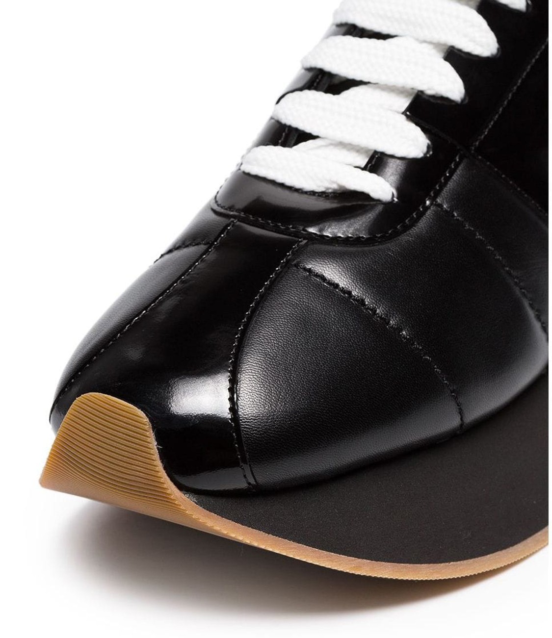 shop Marni Saldi Scarpe: Sneakers Marni, modello big foot, in pelle nera, suola in gomma nera, stringhe a contrasto bianche.

Composizione: 100% pelle.
Suola: 100% gomma.
 number 1620