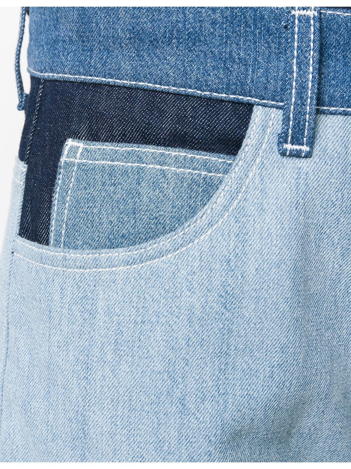 shop Marni Saldi Pantaloni: Pantalone Marni, jeans, modello ampio, tasche davanti e dietro, dettagli a contrasto di colore, zip e bottone a chiusura davanti.

Composizione: 100% cotone. number 1617