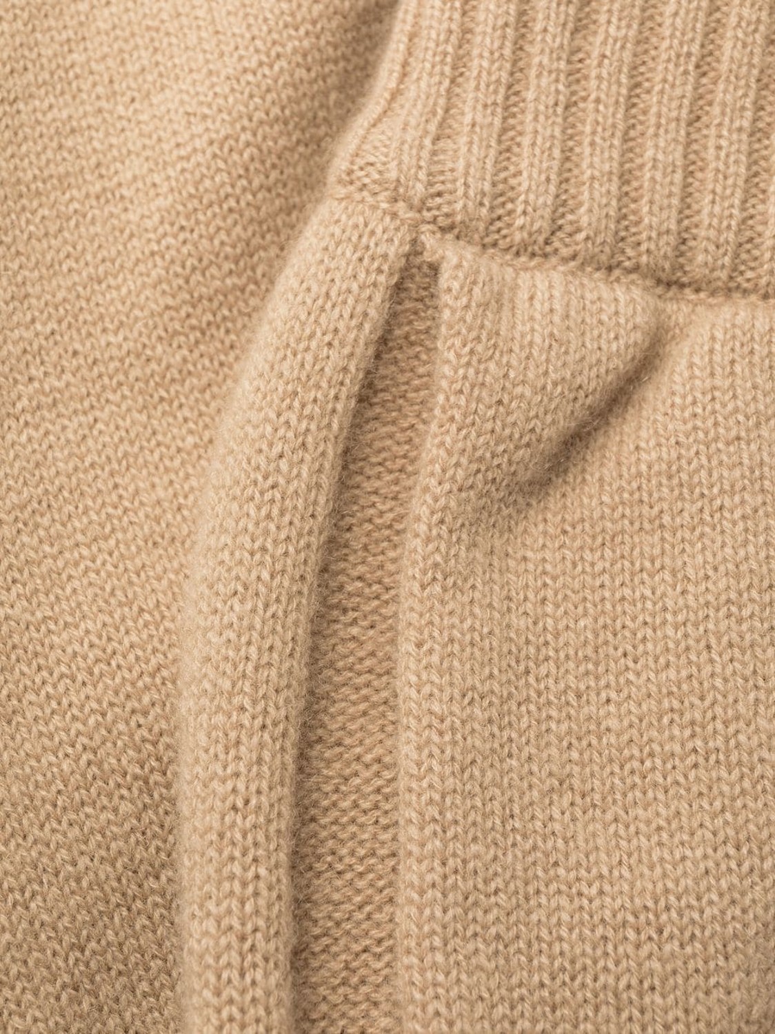 shop MSGM  Pantaloni: Pantaloni MSGM, jogging, elastico in vita, tasche laterali, gamba regolare con polsino infondo, color cammello.

Composizione: 70% lana vergine, 30% cashmere. number 2423