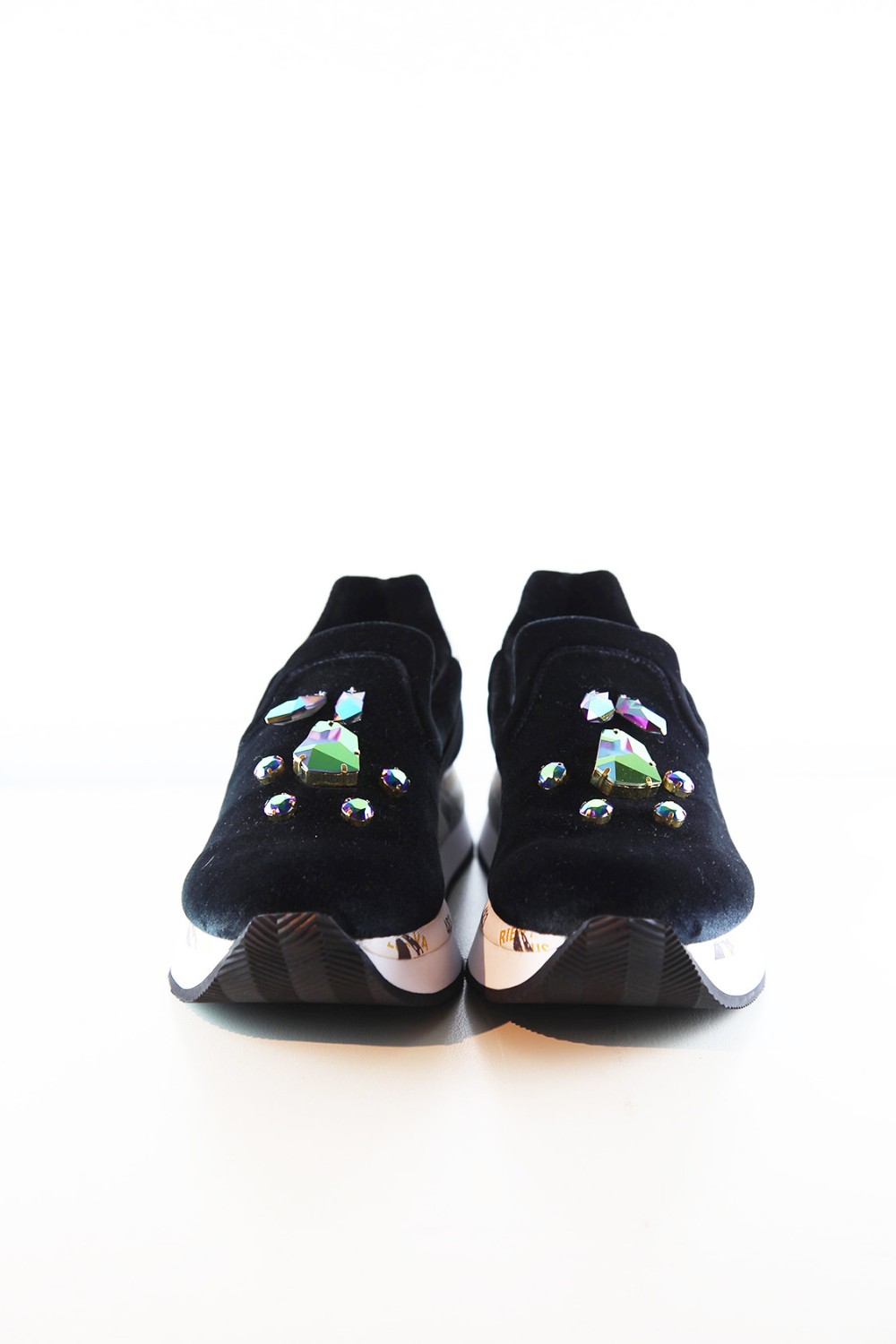 shop Premiata White Saldi Scarpe: Sneakers Takai Premiata White mocassino, in velluto con pietre iridescenti. Zeppa di 3 cm. number 752
