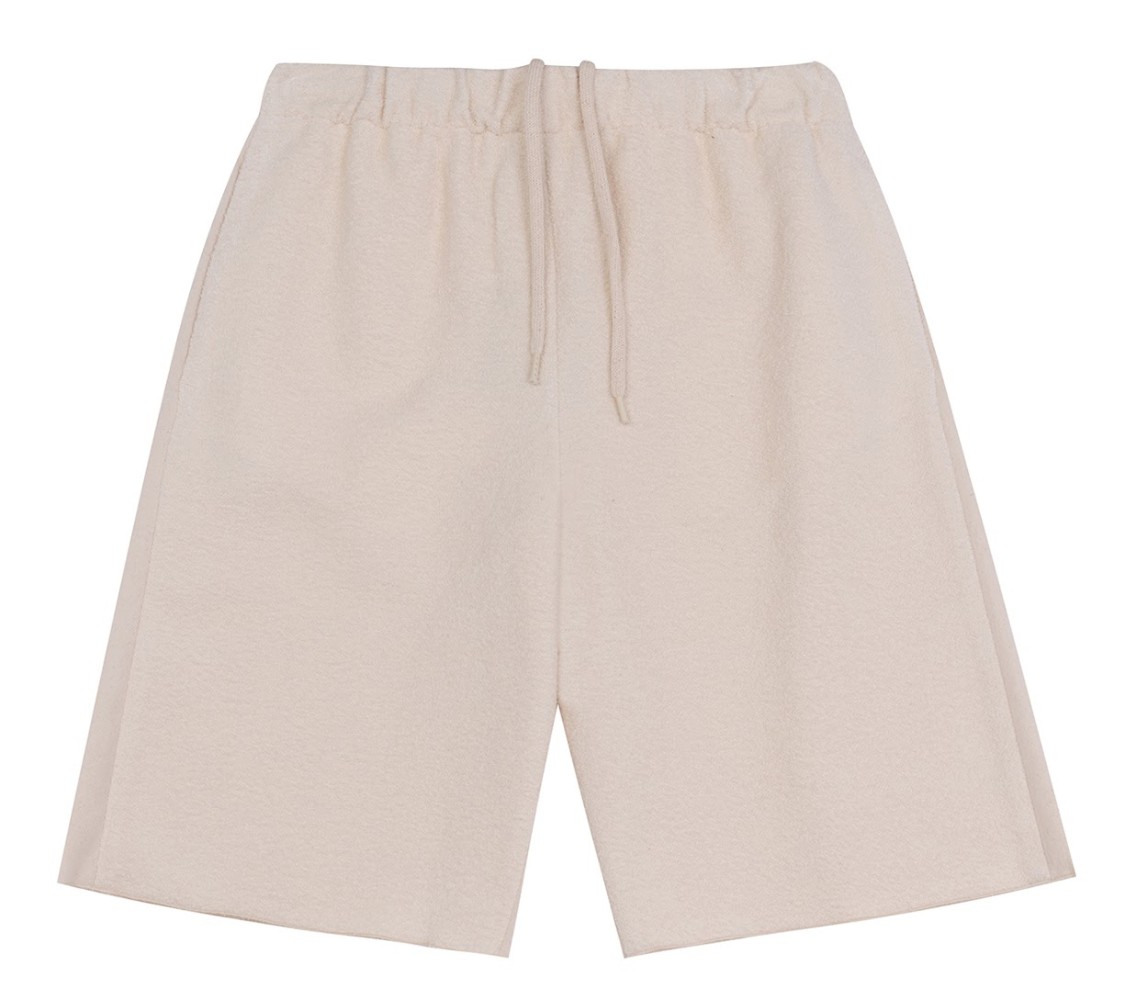 shop Tela  Pantaloni: Pantaloni Tela, shorts, oversize, elastico in vita, tasche laterali, tasca dietro, lunghezza sopra il ginocchio.

Composizione: 85% cotone, 15% poliammide. number 2329