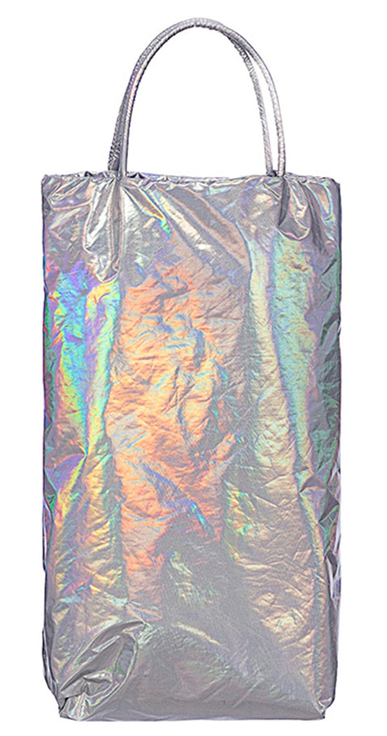 shop Zilla  Borse: Borse Zilla, modello Long bag, colore Fabulous argento, manici corti e tracolla, capiente, tessuto morbido.

Composizione: 100% poliestere
Dimensione: L 20 cm, A 30 cm, P 5 cm. number 2041